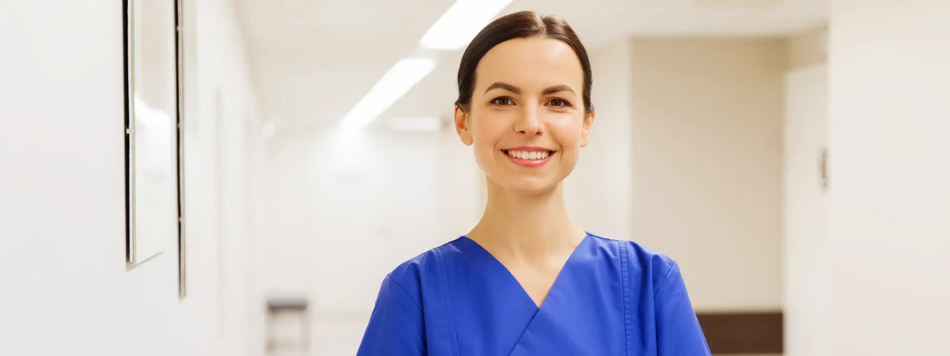 OSSS: cos’è, come diventarlo e quanto guadagna un Operatore Socio Sanitario Specializzato